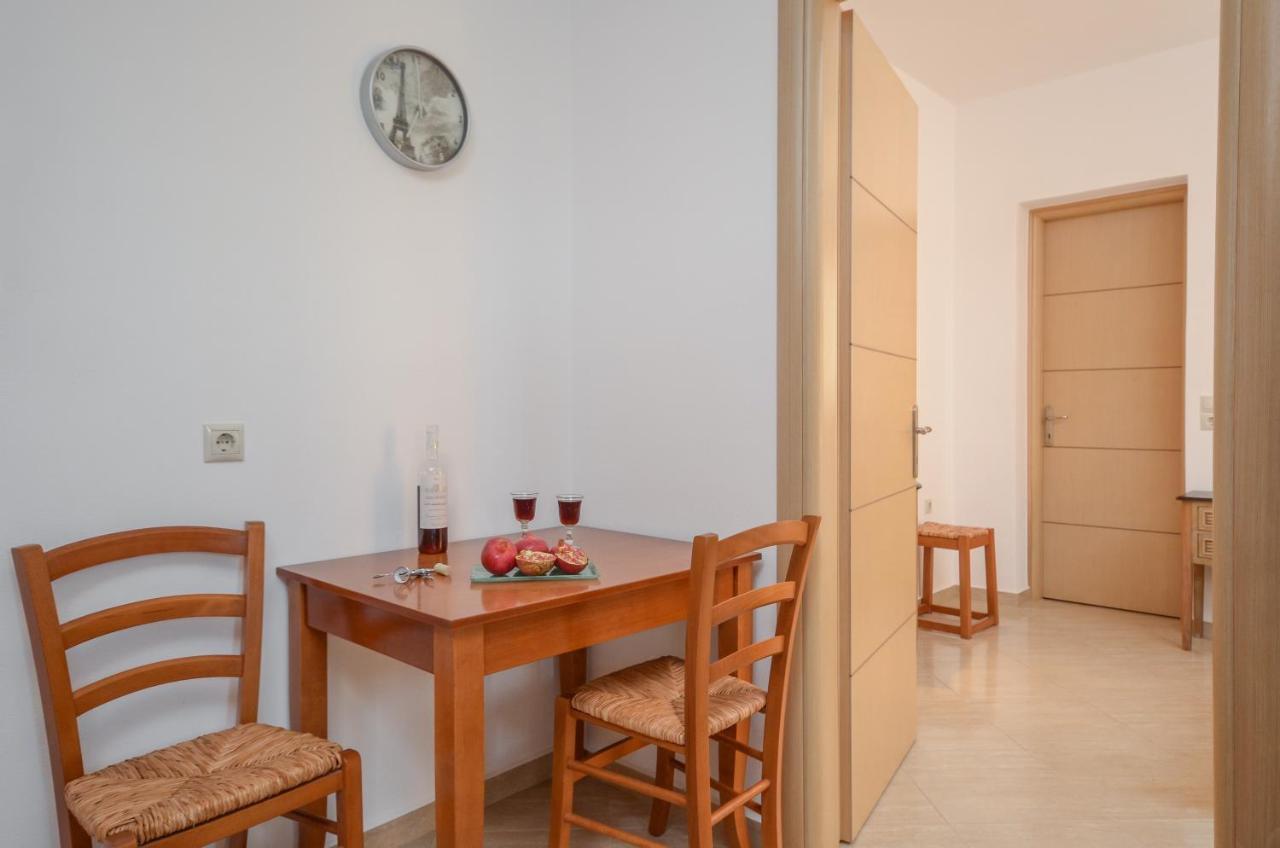 Mateus 2 Apartment Plaka  Bagian luar foto
